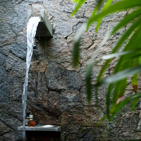 Reef Villa Wadduwa Chambre photo
